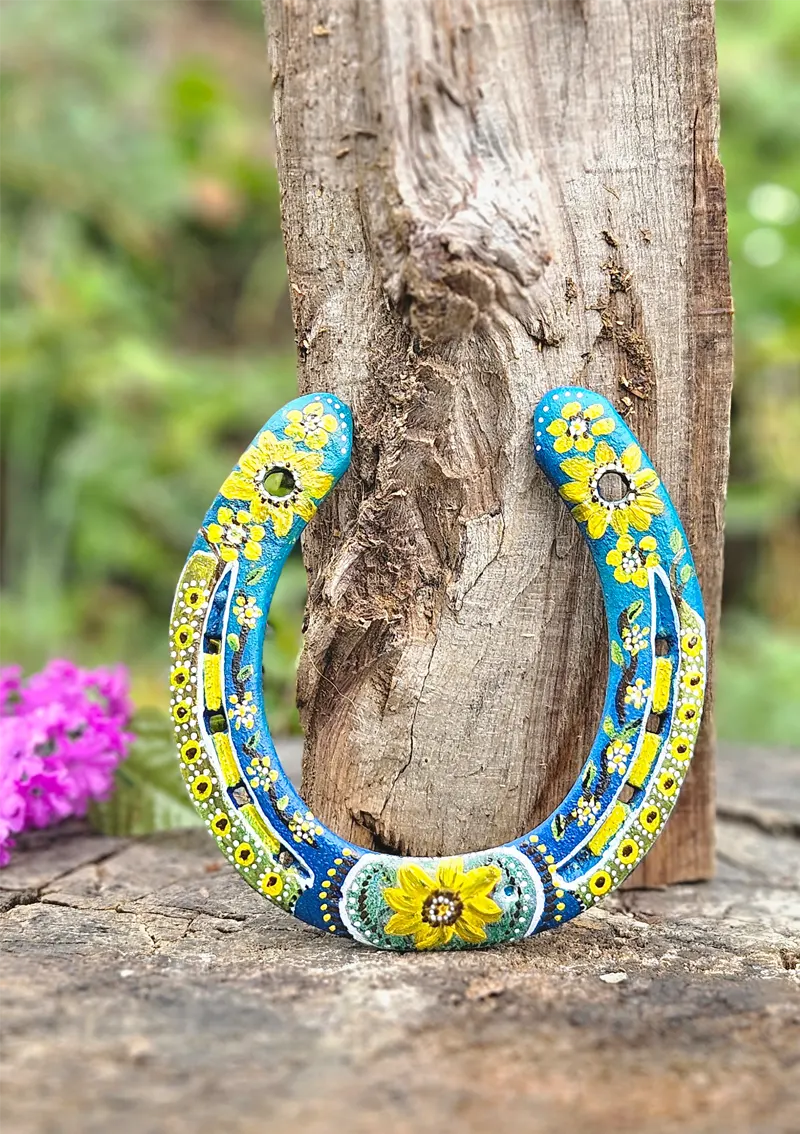 Decorative hand-painted horseshoes